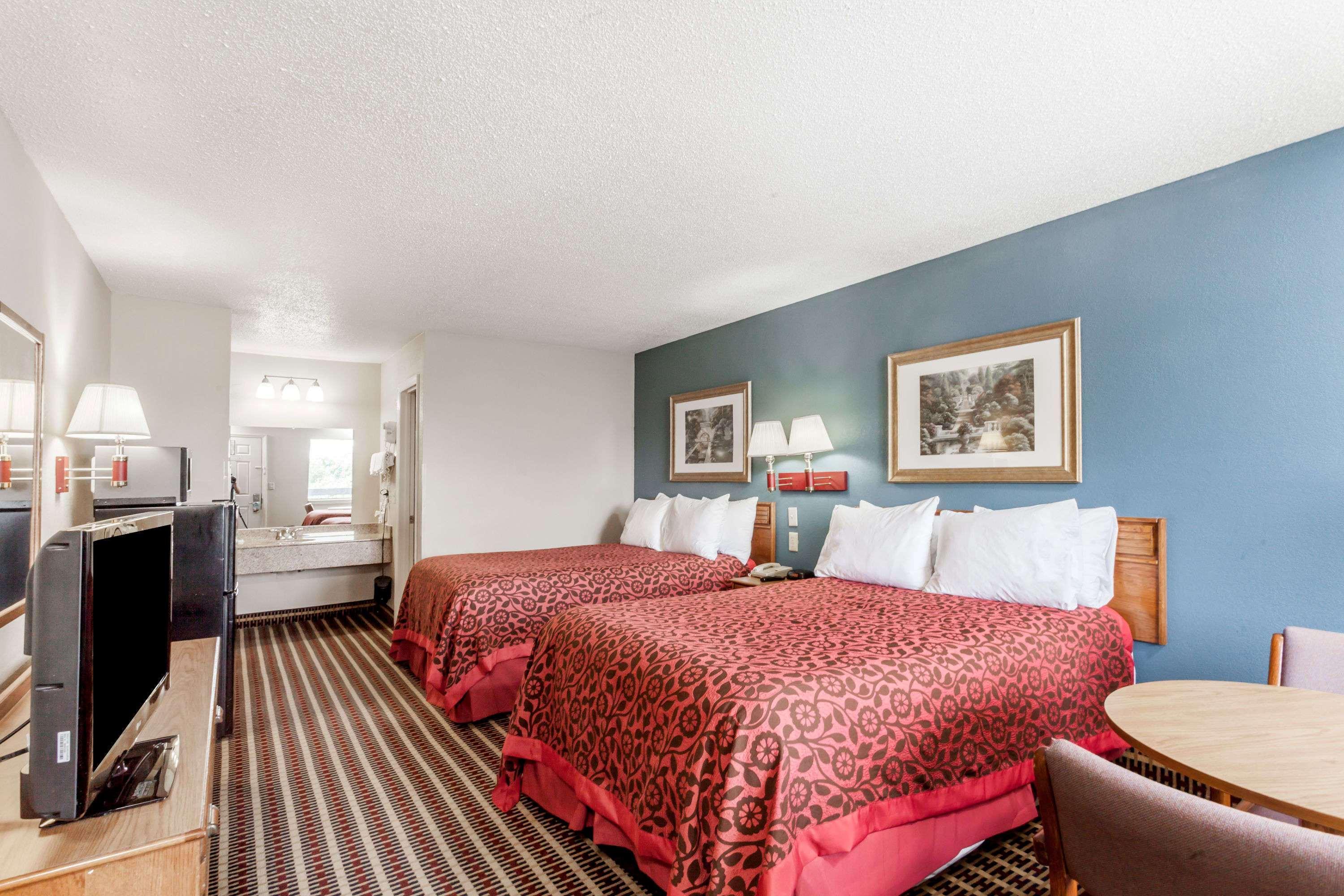 Days Inn By Wyndham Nashville N Opryland/Grand Ole Opry Экстерьер фото